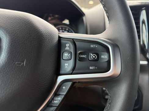Used 2025 RAM 1500 Big Horn AWD/4WD image 18
