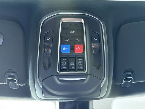 New 2026 Jeep Grand Wagoneer Limited AWD/4WD image 36