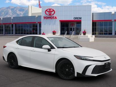 Used 2025 Toyota Camry SE