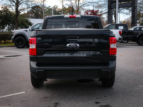 Used 2023 Ford Maverick XLT image 9