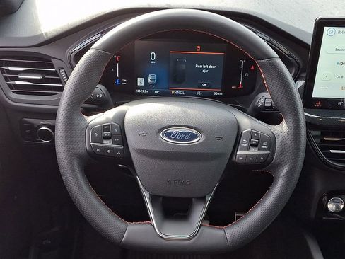 Used 2023 Ford Escape ST-Line w/ Tech Pack #1 AWD/4WD image 19