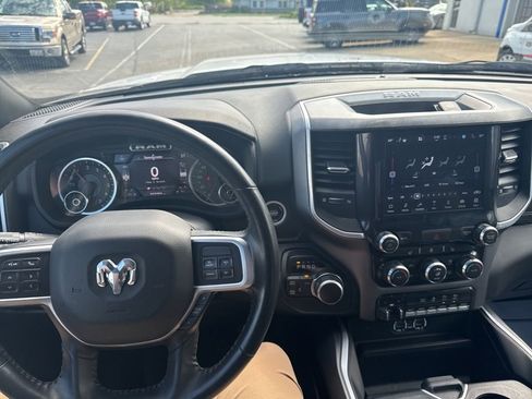 Used 2022 RAM 2500 Big Horn w/ Level C Equiment Group AWD/4WD image 13
