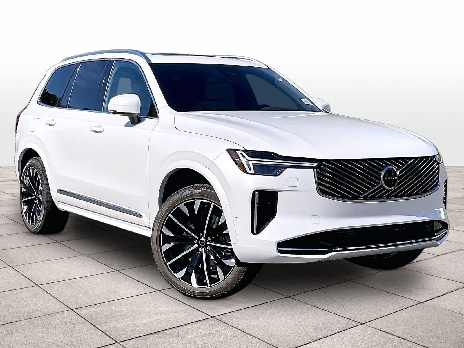 New 2026 Volvo XC90 T8 Plus w/ Protection Package AWD/4WD image 2
