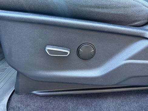 Used 2022 Ford F150 XLT RWD image 19