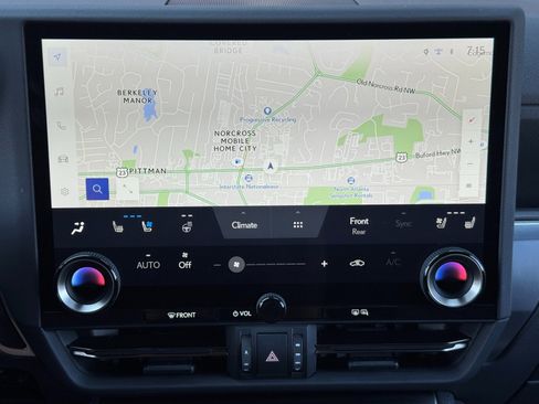 Used 2024 Lexus GX 550 w/ Cold Area Package image 28