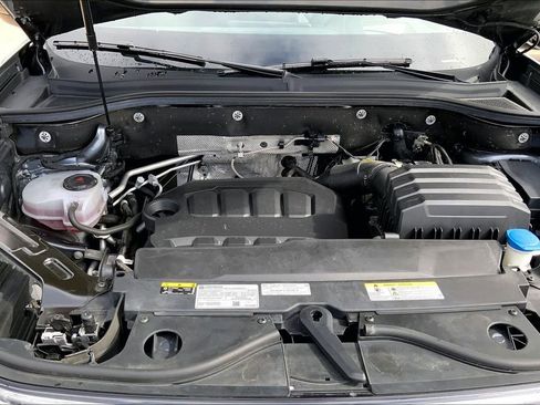 Used 2024 Volkswagen Atlas SEL AWD/4WD image 10