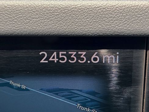 Certified 2024 Lincoln Nautilus Reserve w/ Equipment Group 202A AWD/4WD image 18