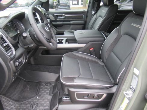 New 2026 RAM 1500 Laramie AWD/4WD image 16