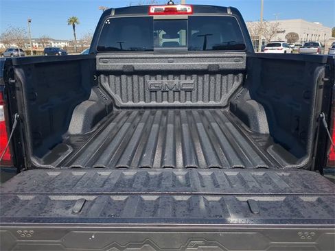 Used 2025 GMC Canyon Elevation w/ Convenience Package image 13