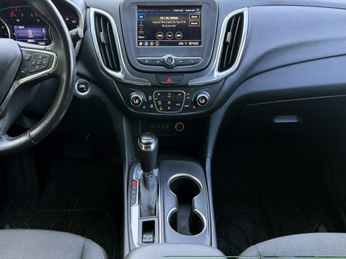 Used 2019 Chevrolet Equinox LT AWD/4WD image 13