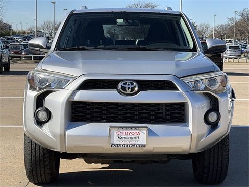 Used 2014 Toyota 4Runner SR5 image 7