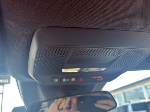 Used 2024 Chevrolet Equinox EV LT w/ LPO, Blackout Package FWD image 29