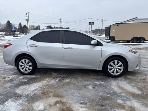 Used 2016 Toyota Corolla LE image 8