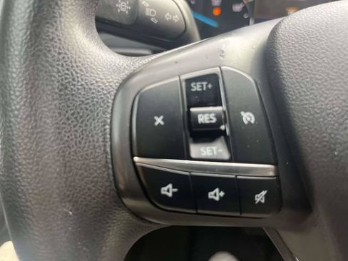 Used 2021 Ford Escape SE FWD image 24