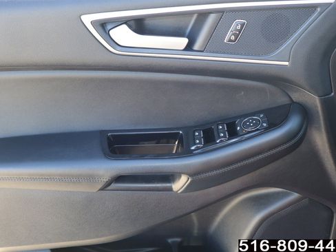 Used 2020 Ford Edge SEL w/ Convenience Package image 16