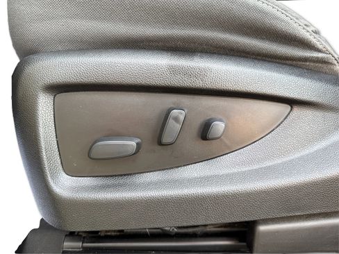 Used 2019 GMC Sierra 1500 SLE w/ SLE Value Package image 22