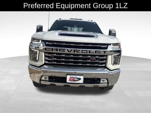 Used 2022 Chevrolet Silverado 2500 LTZ image 2