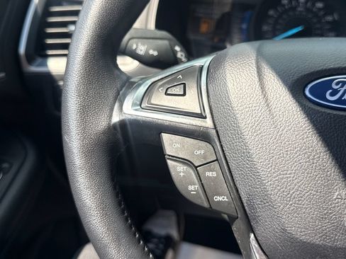Used 2024 Ford Edge SEL w/ Convenience Package AWD/4WD image 39