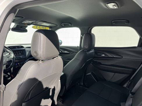 Used 2023 Chevrolet TrailBlazer RS image 21