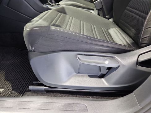 Certified 2023 Volkswagen Tiguan S FWD image 17