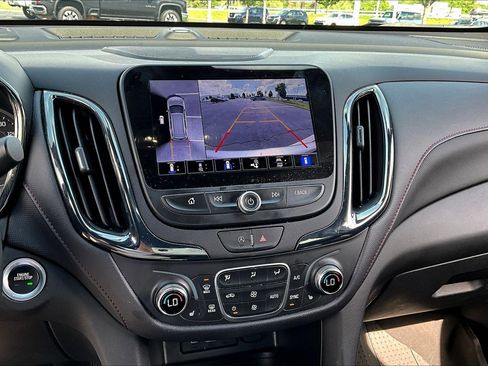Used 2024 Chevrolet Equinox RS w/ RS Leather Package FWD image 15