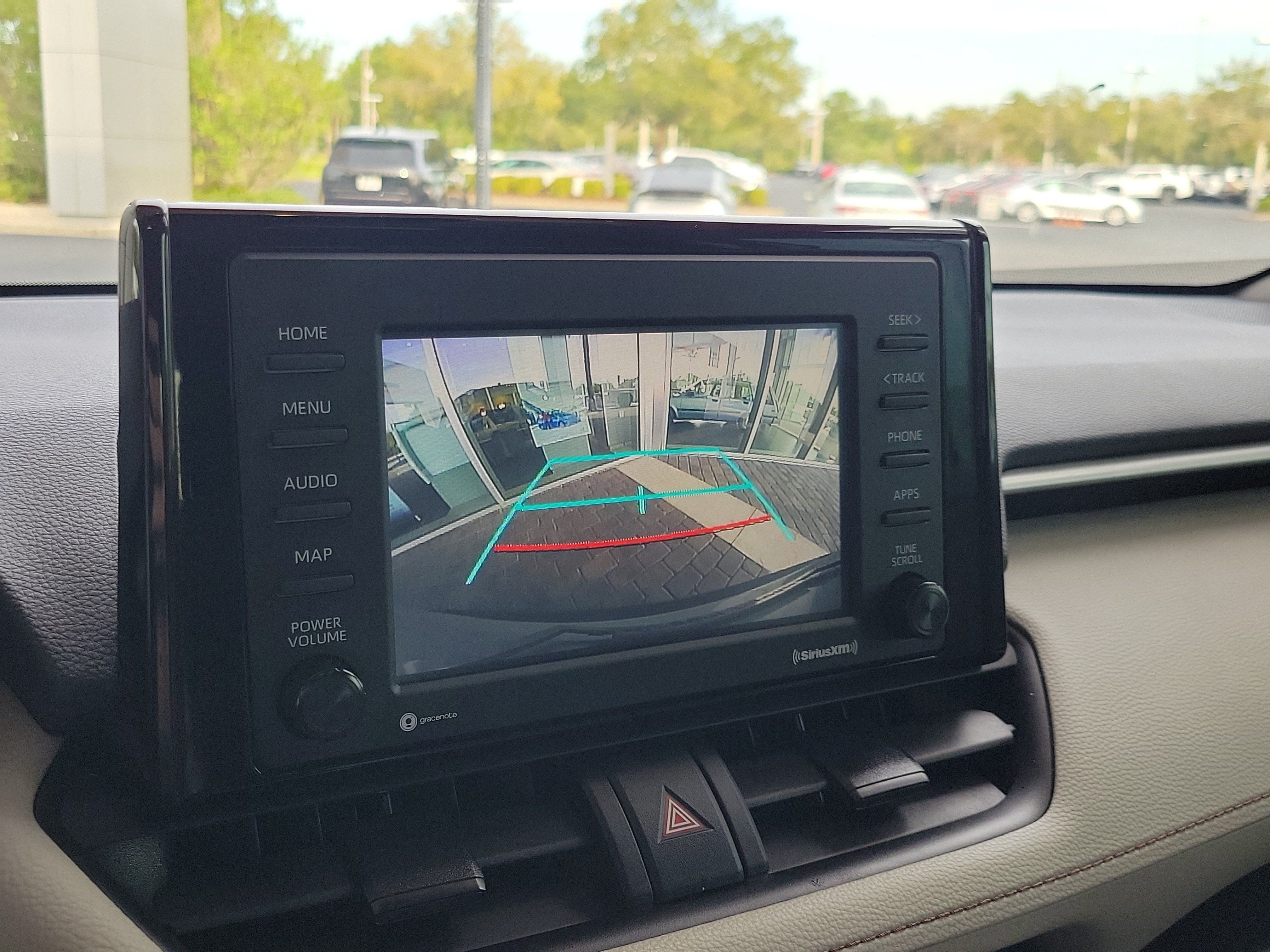 Used 2022 Toyota RAV4 XLE w/ Convenience Package FWD image 22