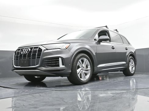 Used 2020 Audi Q7 3.0T Prestige w/ Prestige Package image 28