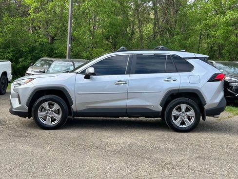 Used 2024 Toyota RAV4 XLE image 3