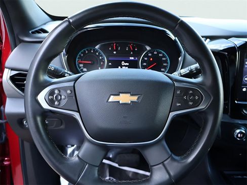 Used 2023 Chevrolet Traverse LT image 33