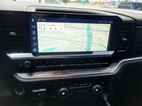 Certified 2025 Chevrolet Silverado 2500 LTZ w/ LTZ Convenience Package image 26