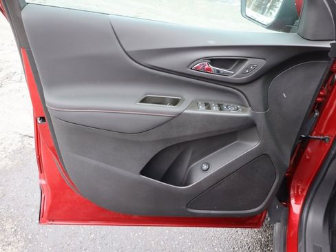 Used 2023 Chevrolet Equinox RS image 23