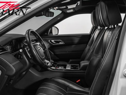 Used 2018 Land Rover Range Rover Velar R-Dynamic HSE image 28