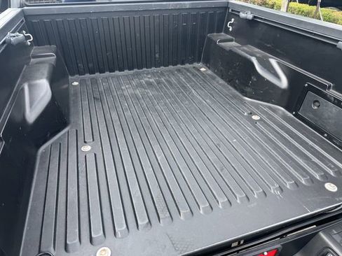 Used 2023 Toyota Tacoma SR AWD/4WD image 21