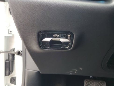 Certified 2025 Mercedes-Benz E 350 Sedan image 54