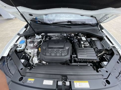 Used 2023 Volkswagen Tiguan SE R-Line AWD/4WD image 30