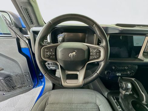 Used 2022 Ford Bronco Outer Banks AWD/4WD image 11