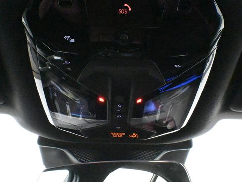 Used 2026 BMW 530i xDrive w/ Premium Package image 21