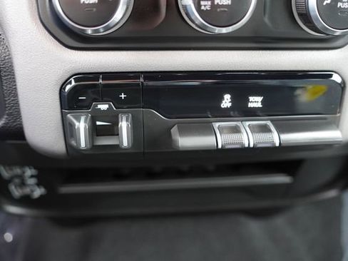 Certified 2024 RAM 2500 Big Horn w/ Bed Utility Group image 25