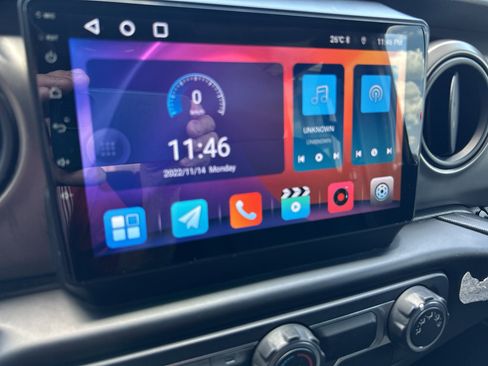 Used 2019 Jeep Wrangler Unlimited Sport image 14