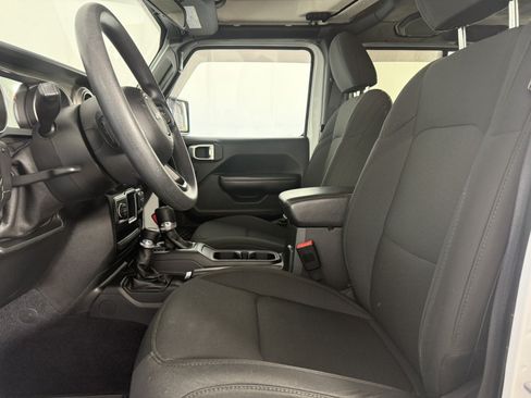 Used 2020 Jeep Wrangler Unlimited Sport AWD/4WD image 14