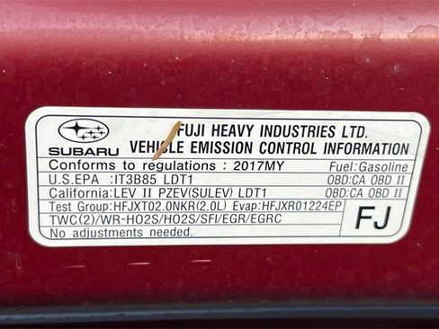 Used 2017 Subaru Crosstrek 2.0i Premium image 32