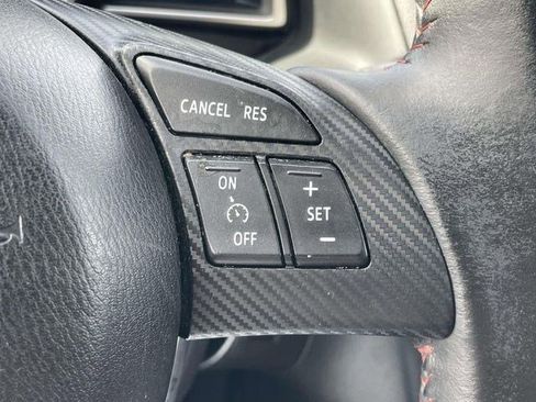 Used 2014 MAZDA MAZDA3 i Touring w/ Technology Package image 29