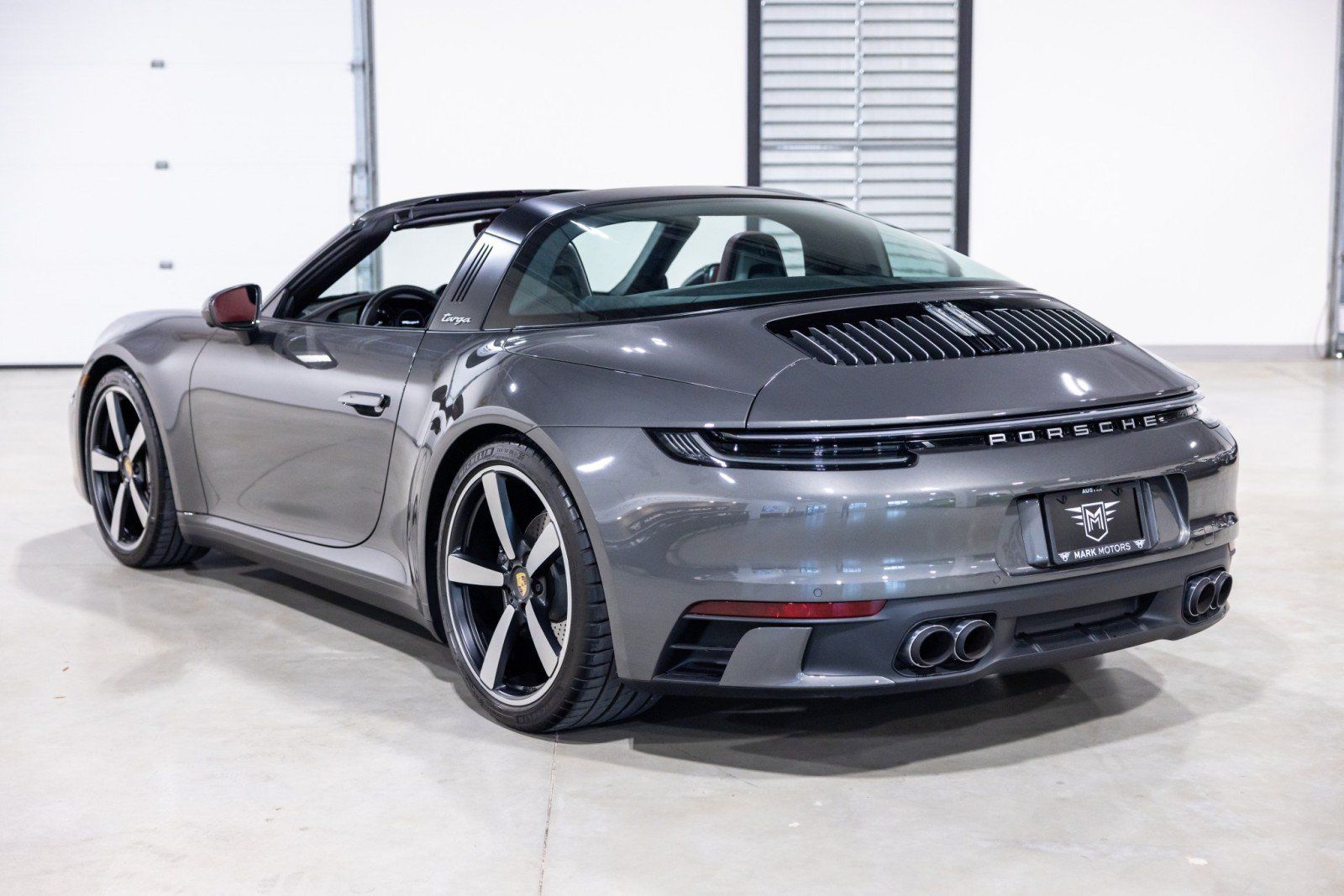 Used 2024 Porsche 911 Targa 4 AWD/4WD image 7