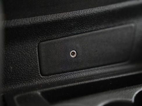 Used 2019 Ford Transit 250 130 Low Roof image 22