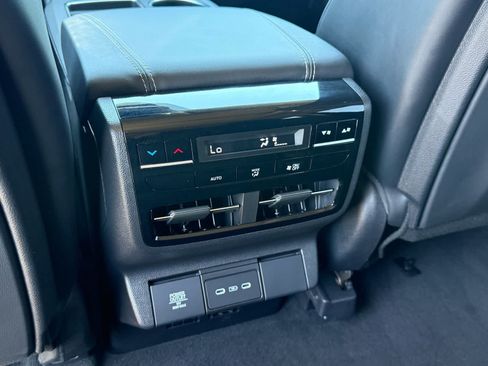 Used 2025 Acura MDX SH-AWD w/ Technology Package image 24