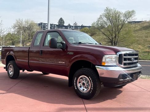 Used 2004 Ford F250 4x4 SuperCab Super Duty image 1