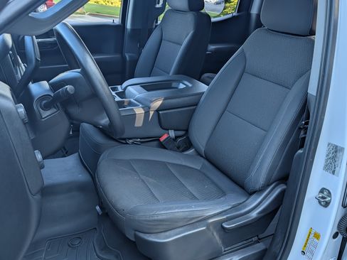 Used 2019 Chevrolet Silverado 1500 Custom Trail Boss w/ Custom Convenience Package AWD/4WD image 16