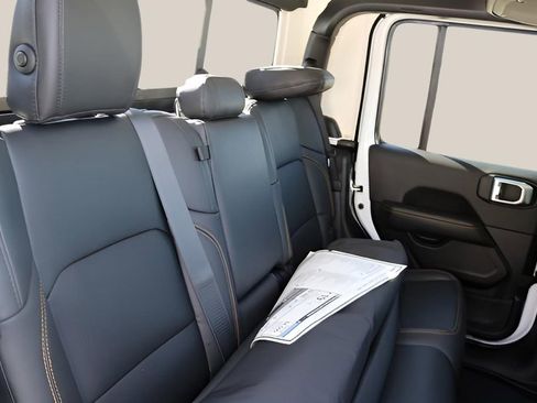 New 2026 Jeep Gladiator Sport image 16