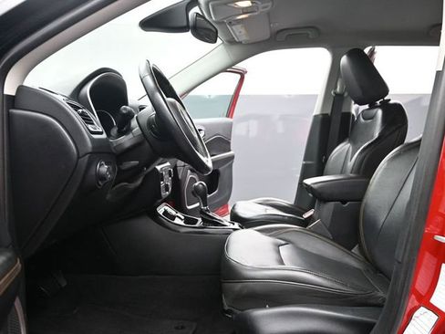 Used 2019 Jeep Compass Limited AWD/4WD image 16