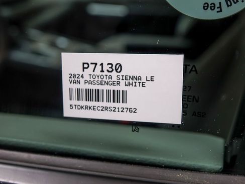 Certified 2024 Toyota Sienna LE image 27